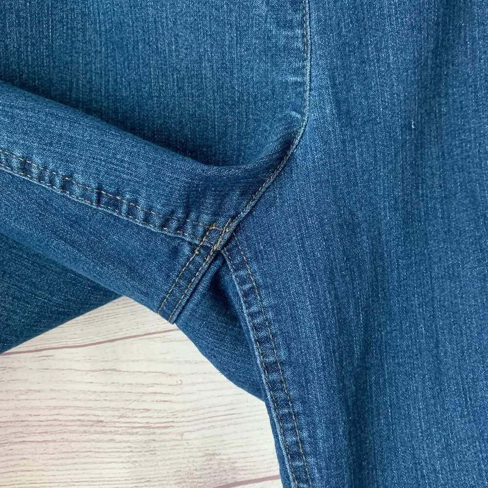 Westbound Denim Jean Bermuda Shorts Pull On Cuffed Hem Size 18
